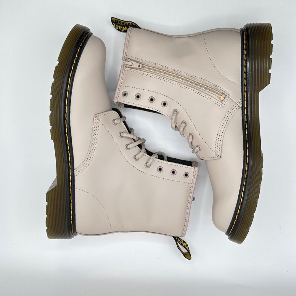 Dr. Martens Womens Size 7 Taupe Leather Ankle Combat Comfort Boots 31283 Size 7 - Picture 5 of 8